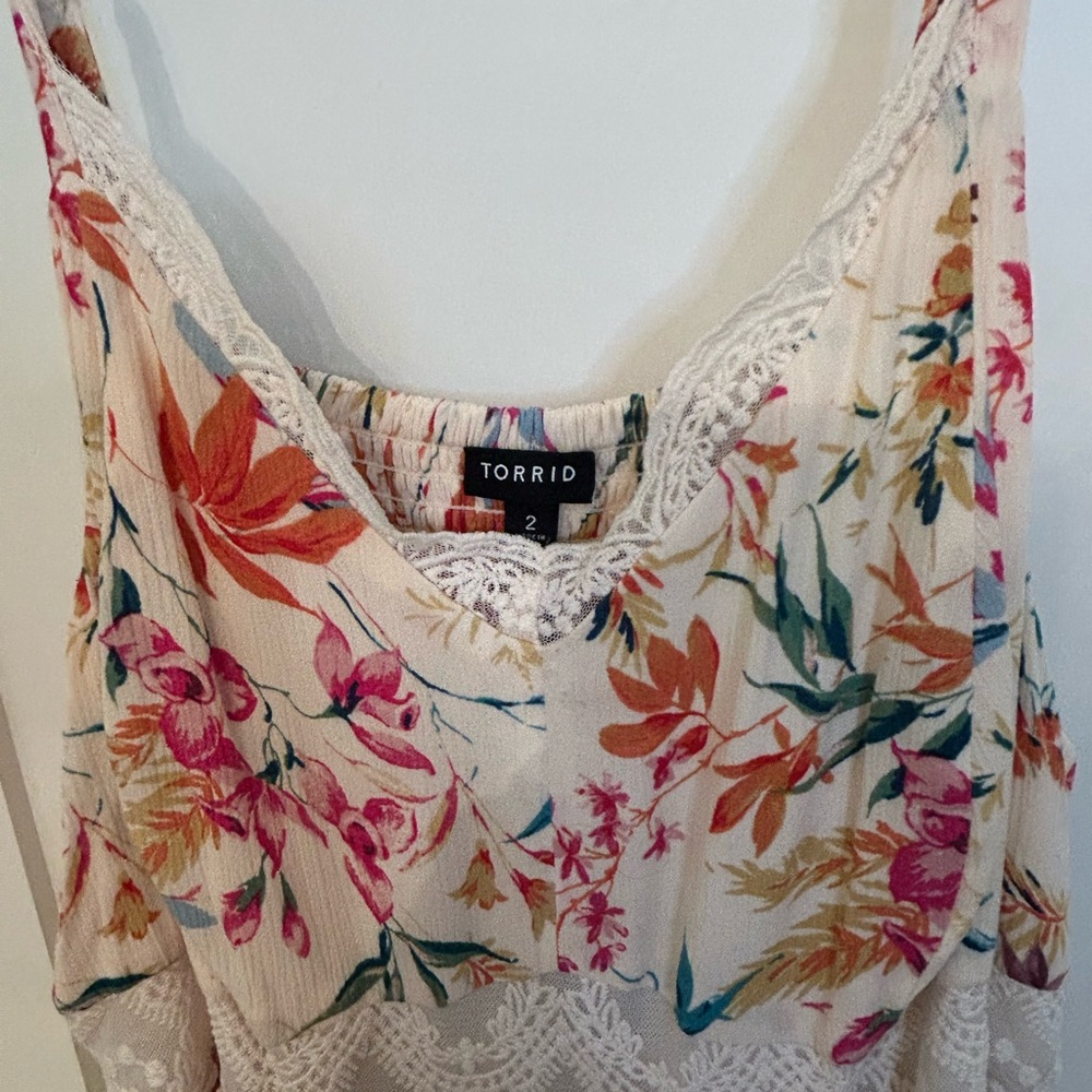 Lush Floral Print Maxi Dress with Lace Detail - Picture 2 of 4